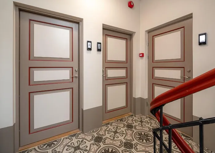 Apartment Brand New, Cozy And Quiet 1 Bedroom Apartment, Free Parking