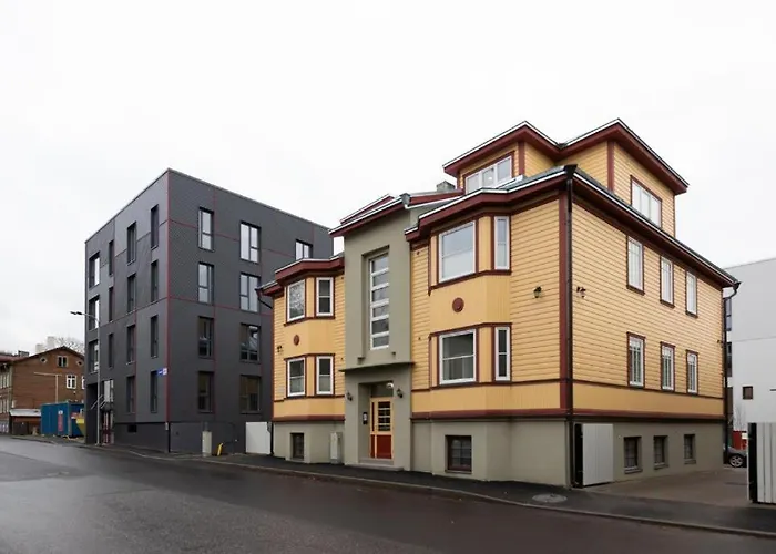 Apartment Brand New, Cozy And Quiet 1 Bedroom Apartment, Free Parking