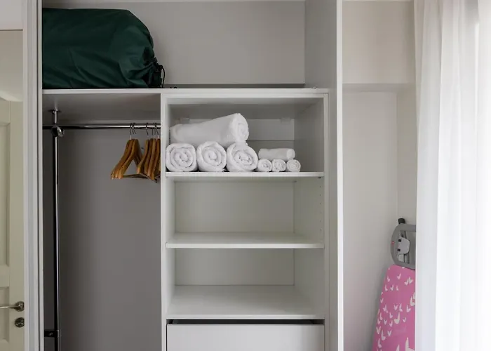 Brand New, Cozy And Quiet 1 Bedroom Apartment, Free Parking