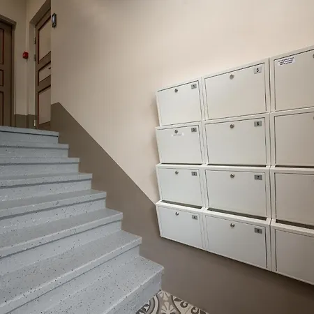 Brand New, Cozy And Quiet 1 Bedroom Apartment, Free Parking *