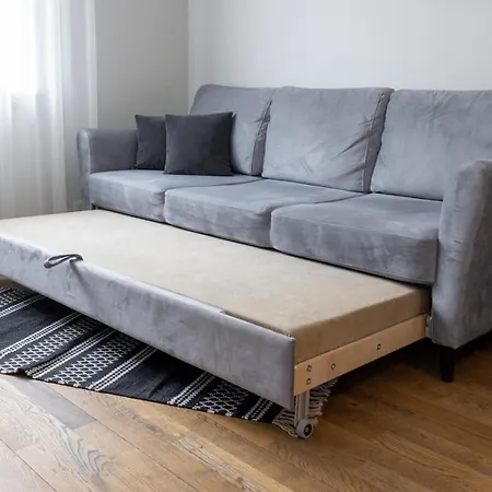 Brand New, Cozy And Quiet 1 Bedroom Apartment, Free Parking شقة تالين