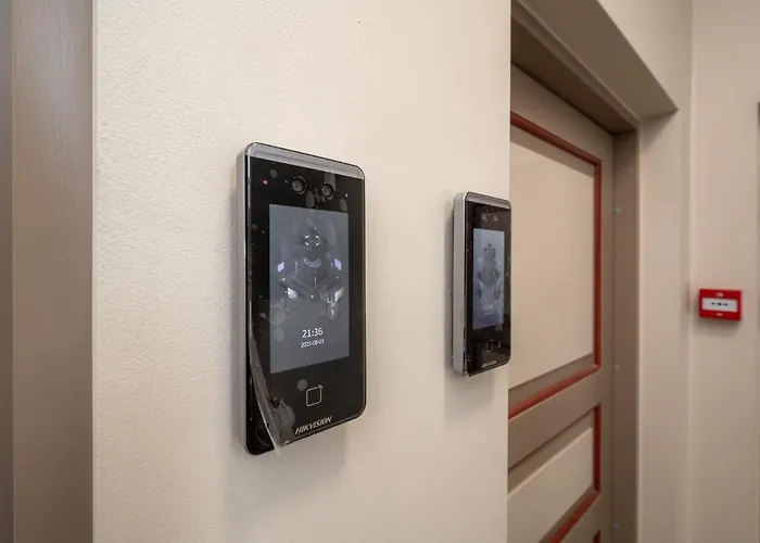 Brand New, Cozy And Quiet 1 Bedroom Apartment, Free Parking