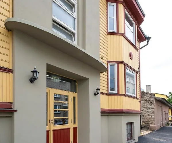 Apartment Brand New, Cozy And Quiet 1 Bedroom Apartment, Free Parking