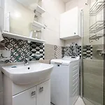 Brand New, Cozy And Quiet 1 Bedroom Apartment, Free Parking تالين